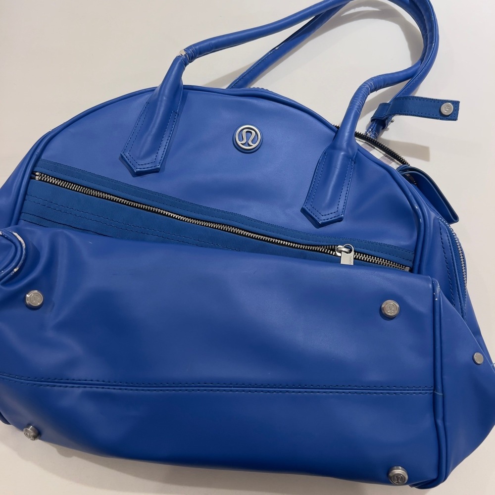 Lululemon Royal Blue Faux Leather Gym Bag Duffel Laptop Sleeve Striped Lining